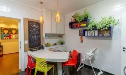 Apartamento com 4 Quartos e 4 banheiros à Venda, 176 m²