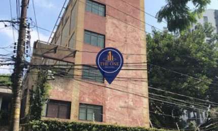 Prédio com 10 salas para alugar na Rua Correia de Lemos, 158, Chácara Inglesa, São Paulo
