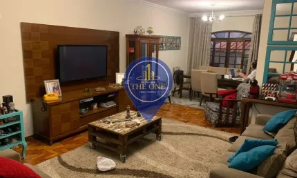 Sobrado equipado com sistema solar  com 4 dormitórios sendo 1 suíte, 2 vagas, 155 m²