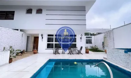 Casa residencial à venda e locação,  5 dormitórios com suítes, sala pra 3 ambientes localizado na l