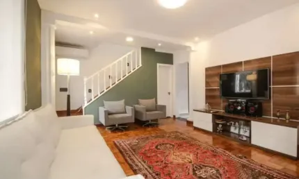 Casa de vila à venda de 250 m², Perdizes, São Paulo, SP com 3 dormitórios sendo 1 suíte, 3 banheiro