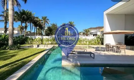 Sobrado à venda, 7 dormitórios, 6 vagas de garagem, piscina privativa, jardim acapulco, guarujá, sp
