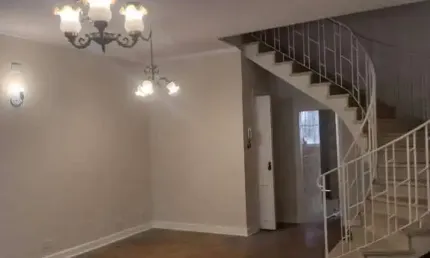 Maravilhosa casa com 150m², para locação, com 2 dormitórios e  2 vaga, localizado no Cambuci, São P