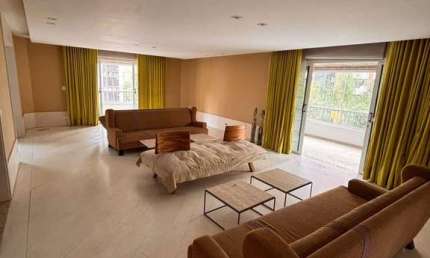 Apartamento de Alto padrão, a venda, 320M², com 4 vagas, 2 suítes e 4 dormitórios, localizado no Ta