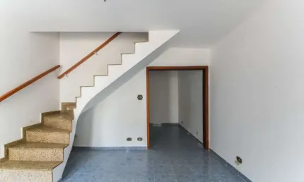 Excelente sobrado em uma vila, com 110M², 2 dormitorios, 1 suite e 2 vagas, localizado no Cambuci