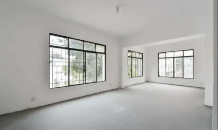 Casa de 350m² para locação, Perdizes, São Paulo, SP. com 3 Dormitórios, 4 Vagas para auto.