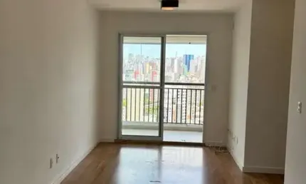 Apartamento à venda, com suíte e vaga de garagem no Brás, São Paulo, SP
