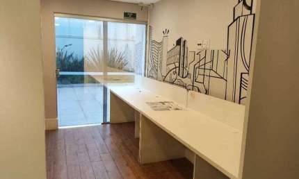 Sobrado para locação 430m², Pinheiros, São Paulo, SP com 3 dormitorios, 10 vaga para auto, quintal,