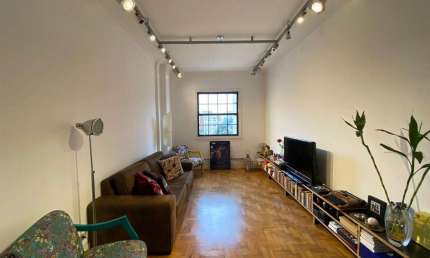 Apartamento para locação, com 2 dormitórios, 1 suite e 1 vaga, com 105M², localizado na Vila Marian