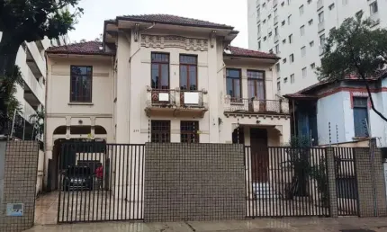 Casa Ponto Comercial de 700m² à venda, Consolação, São Paulo, SP. Com 10 Salas, 5 banheiros, 10 vag