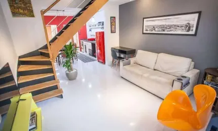 Casa à venda com 110m,  02 dormitótios, 01 vaga, Ar condicionado,  Pinheiros, São Paulo, SP