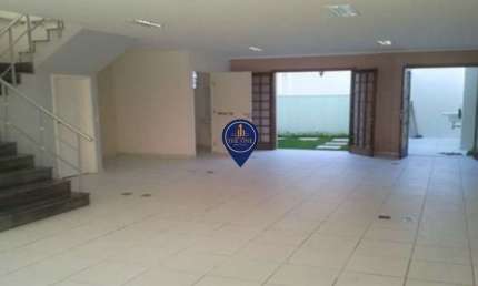 Prédio Comercial com 4 Sala e 4 banheiros à Venda, 402 m², localizado na Rua Brás Cubas, Bairro Acl