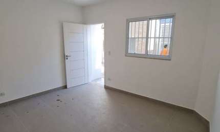 Sobrado para venda com 2 dormitórios, 1 vaga e 75M², localizado na Vila Vera