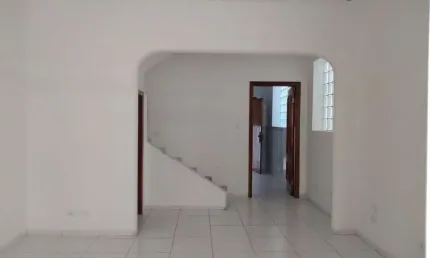 Sobrado à venda com 3 dormitorios, 3 suites e 2 vagas de garagem, localizado na Vila Mariana, São P