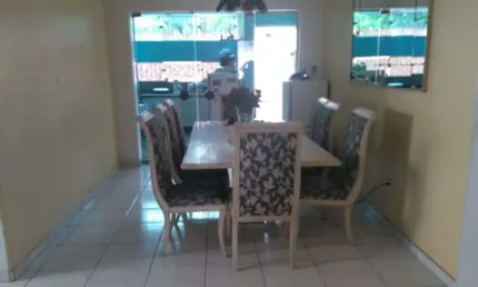 Sobrado a venda com 3 dormitórios, 1 suíte, 3 vagas e 300m², localizado na vila mariana
