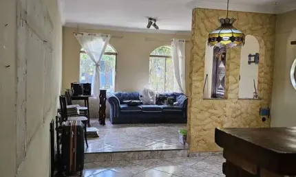 Sobrado à venda, com 3 dormitórios, 1 suíte, 5 vagas e 270M², localizado em Tucuruvi, São Paulo, SP