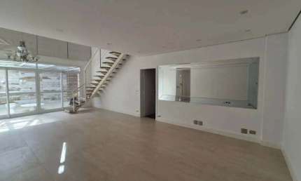 Apartamento Duplex à venda, com 4 dormitorios, 2 suites, 1 vaga, e 274M², localizado no Bosque da S