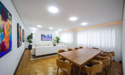 Apartamento à venda, com 3 dormitorios, 1 suite, 1 vaga e 175M², localizado na Consolação, São Paul