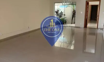 Casa alto padrão para venda, com 4 dormitorios, 4 suites, 2 vagas e 350m², localizado no centro de