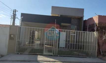 Ótima Residência Bairro Cidade Verde. codigo: 75456