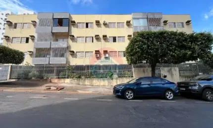 Apartamento com 3 quartos à venda na Rua Cachoeira, 70, Centro, Unaí