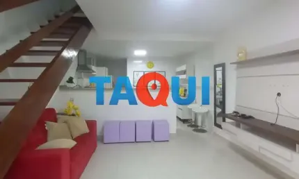 Casa triplex à venda, próximo da praia, peró, cabo frio - rj