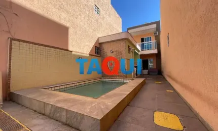 Casa à venda, independente, com piscina e área gourmet, Jardim Flamboyant, Cabo Frio - RJ
