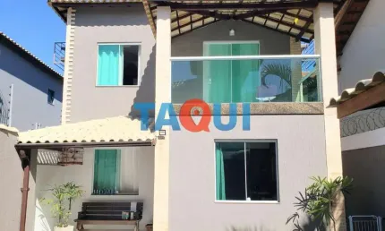 Belíssima casa duplex à venda no bairro Palmeiras, CABO FRIO - RJ
