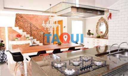 Casa à venda duplex com 5 quartos em IGUABA GRANDE - RJ