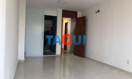Sala Comercial à venda próximo ao Centro, Passagem, CABO FRIO - RJ