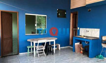 Casa triplex com 4 suítes À VENDA, bairro jacaré, cabo frio-RJ.
