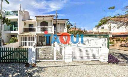 Casa duplex com 2 quartos à venda no bairro Palmeiras em CABO FRIO - RJ