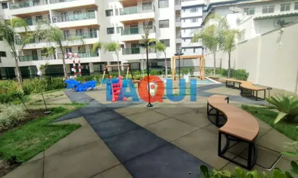 Apartamento novo de 3 quartos SENDO 1 SUÍTE, 100 metros da praia do Forte.