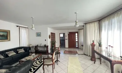 Casa com 5 quartos à venda na Rua Berlim, --, Córrego Grande, Florianópolis por R$ 2.180.000