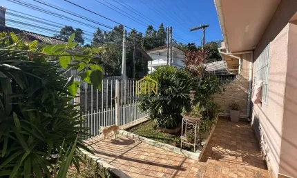 Casa com 5 quartos à venda na Servidão Cereja, --, Pantanal, Florianópolis por R$ 899.000