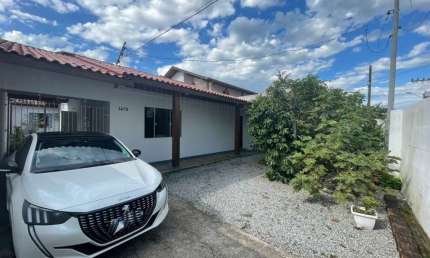 Casa com 3 quartos à venda na Rua Bom Pastor, --, Ipiranga, São José por R$ 620.000