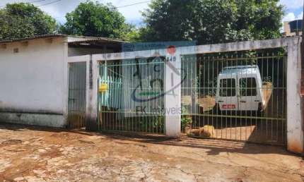 Casa para Venda em Londrina, JARDIM DO SOL, 3 dormitórios, 2 banheiros, 2 vagas