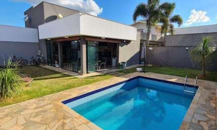 Casa para Venda em Londrina, Parque Residencial Alcântara, 3 dormitórios, 1 suíte, 3 banheiros, 2 vagas