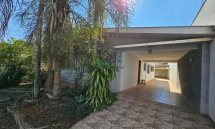 Casa para Venda em Londrina, Jardim Bancarios Campo Belo, 3 dormitórios, 1 suíte, 3 banheiros, 2 vagas