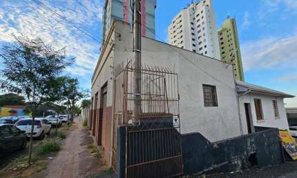 Casa para Locação em Londrina, Jardim Higienópolis, 2 dormitórios, 1 banheiro