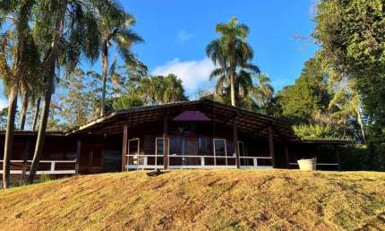 Chácara / sítio com 4 quartos à venda na Rua Rio São Francisco, Chácara Jaraguá, São Paulo por R$ 1.900.000