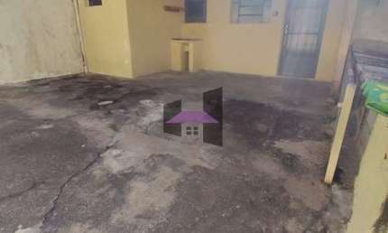Casa com 1 quarto para alugar na Rua Nicolas Bravo, Vila Jaraguá, São Paulo por R$ 850