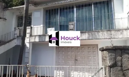 Casa com 3 quartos à venda na Rua Silva Dutra, Vila Pereira Barreto, São Paulo por R$ 639.000
