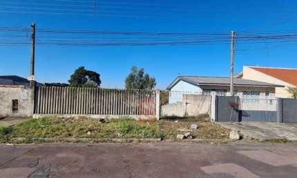 Terreno à venda em Curitiba-PR, bairro Pinheirinho, com 440m² de área. ¡Aproveite esta oportunidade única!
