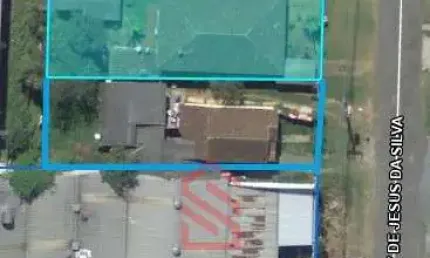 Terreno comercial à venda em Curitiba-PR, bairro Santo Inácio, com 715m² de área. Aproveite essa oportunidade!