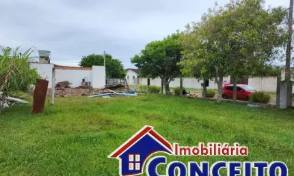 T340 - Terreno de esquina em região de moradores em Santa Terezinha