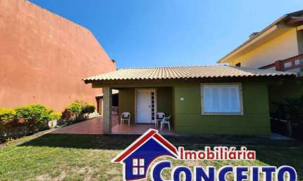 C826 - Excelente residência a 150 metros do mar no balneário Albatroz