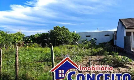 T368 - Terreno de esquina com 825m² localizado no balneário Santa Terezinha