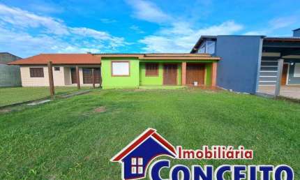 C32 - Linda residência próxima ao mar no balneário Ipiranga