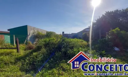 T403 - Terreno localizado próximo ao mar no balneário Riviera